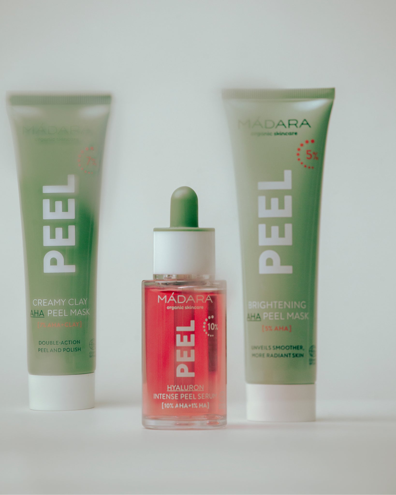 MÁDARA Organic Skincare peel masks A2101 product photo on plain background.