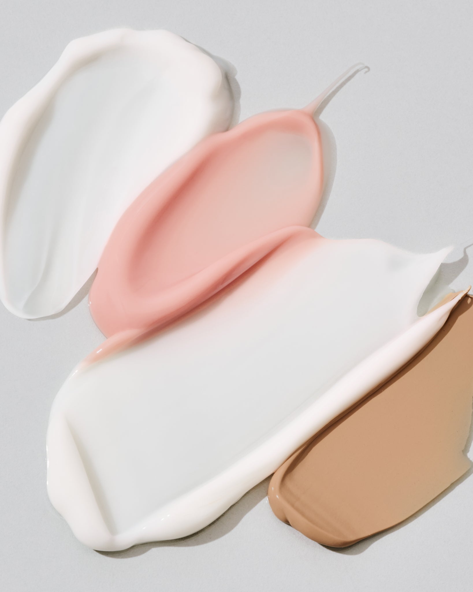 Texture close-up of MÁDARA Organic Skincare sos care textures medium A0035 �swatch demonstrates consistency and finish.