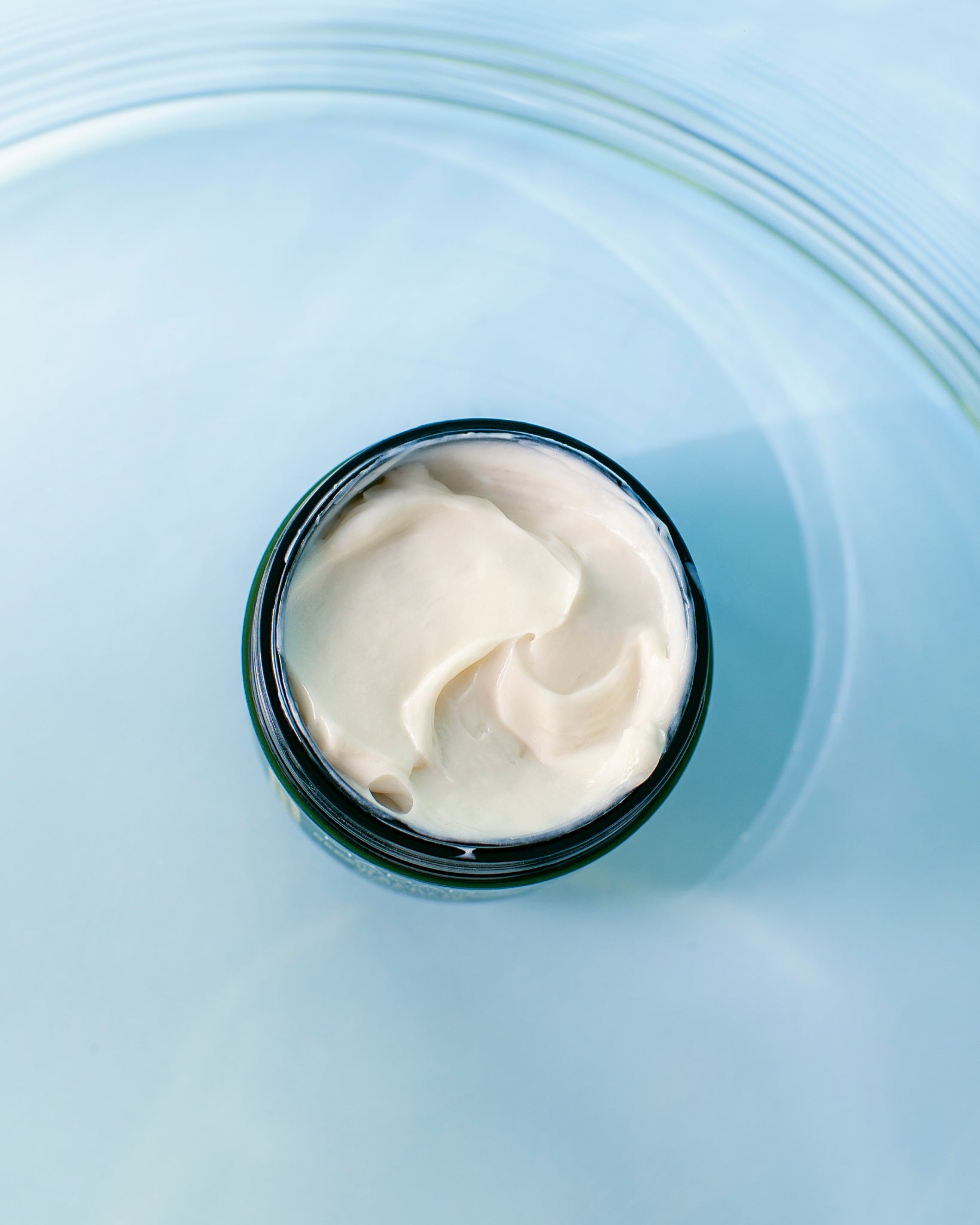 MÁDARA Organic Skincare natural mask for damaged hair A4084 face mask product photo on plain background.