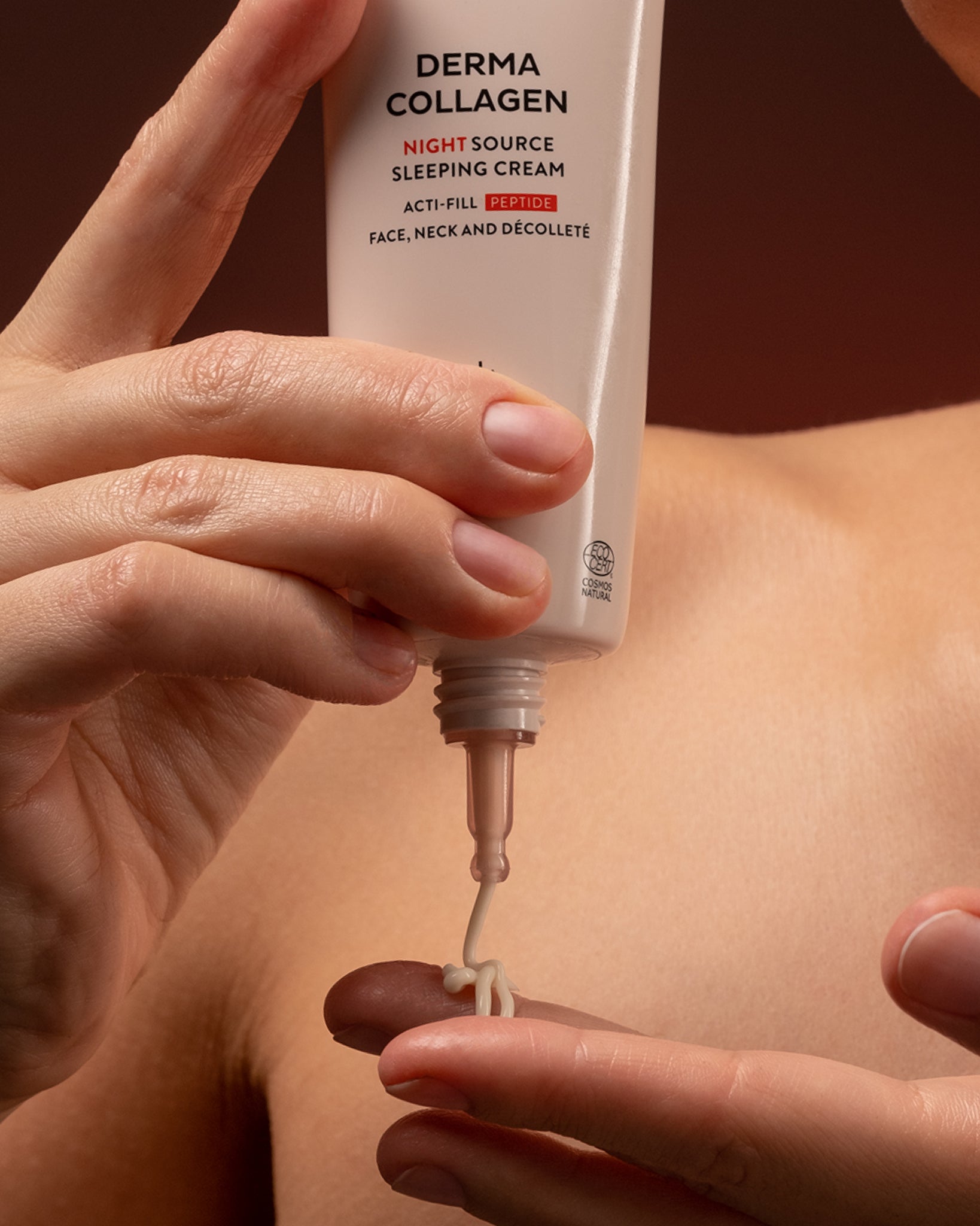 MÁDARA Organic Skincare hydrating night cream madara A3062 face cream product photo on plain background.